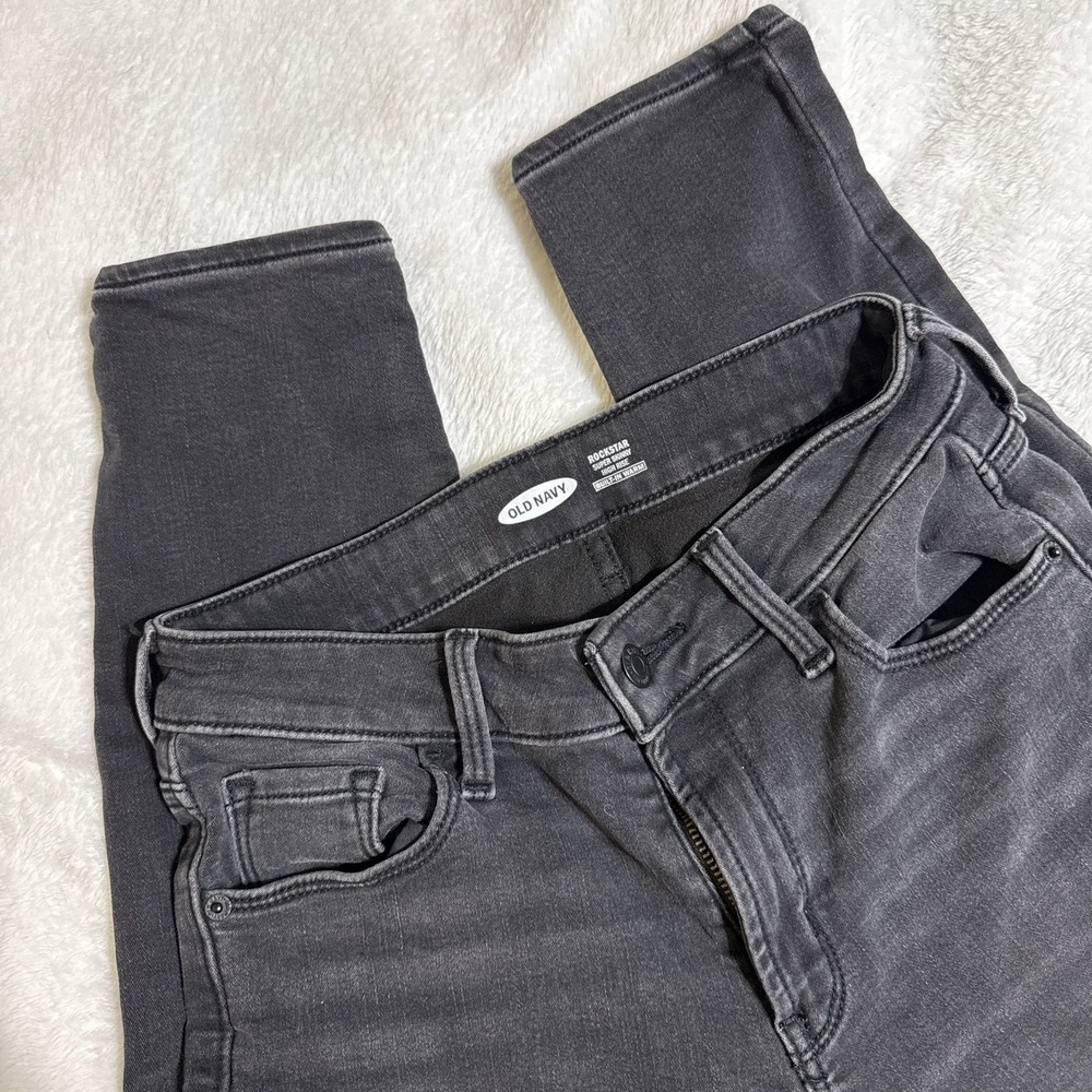 Old Navy High-Waisted Rockstar Super-Skinny Black Jeans SIZE 2
